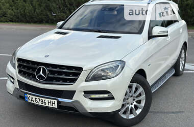 Позашляховик / Кросовер Mercedes-Benz M-Class 2012 в Києві