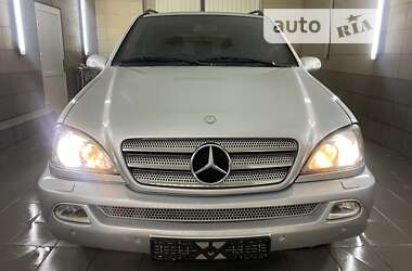 Внедорожник / Кроссовер Mercedes-Benz M-Class 2003 в Умани