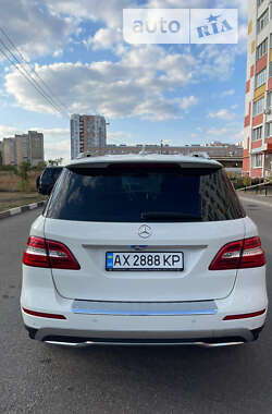 Позашляховик / Кросовер Mercedes-Benz M-Class 2011 в Харкові