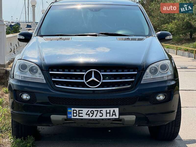 Внедорожник / Кроссовер Mercedes-Benz M-Class 2008 в Южноукраинске