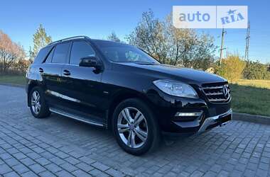 Внедорожник / Кроссовер Mercedes-Benz M-Class 2012 в Львове