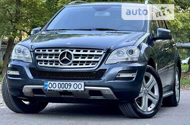 Позашляховик / Кросовер Mercedes-Benz M-Class 2011 в Одесі