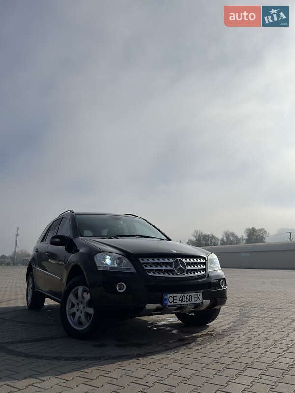 Внедорожник / Кроссовер Mercedes-Benz M-Class 2007 в Черновцах