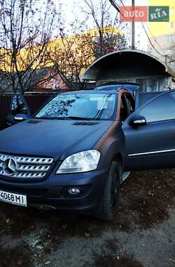 Внедорожник / Кроссовер Mercedes-Benz M-Class 2008 в 