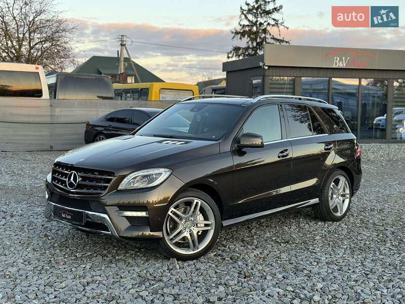 Внедорожник / Кроссовер Mercedes-Benz M-Class 2013 в 