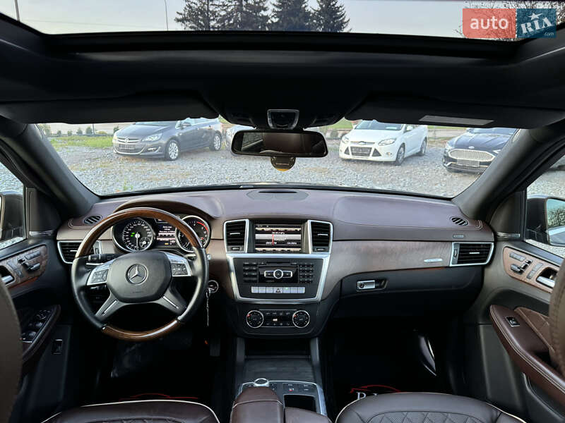 Позашляховик / Кросовер Mercedes-Benz M-Class 2012 в Бродах