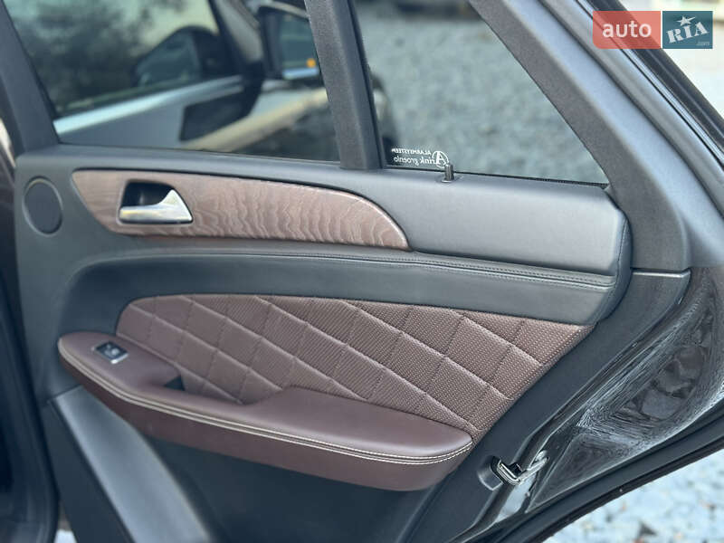 Позашляховик / Кросовер Mercedes-Benz M-Class 2012 в Бродах