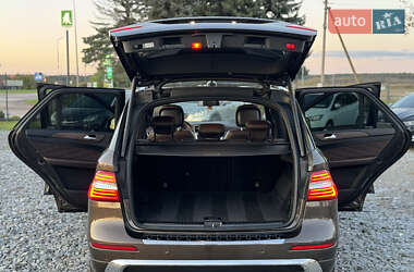 Внедорожник / Кроссовер Mercedes-Benz M-Class 2013 в 