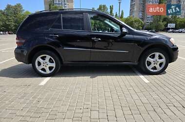 Внедорожник / Кроссовер Mercedes-Benz M-Class 2008 в 