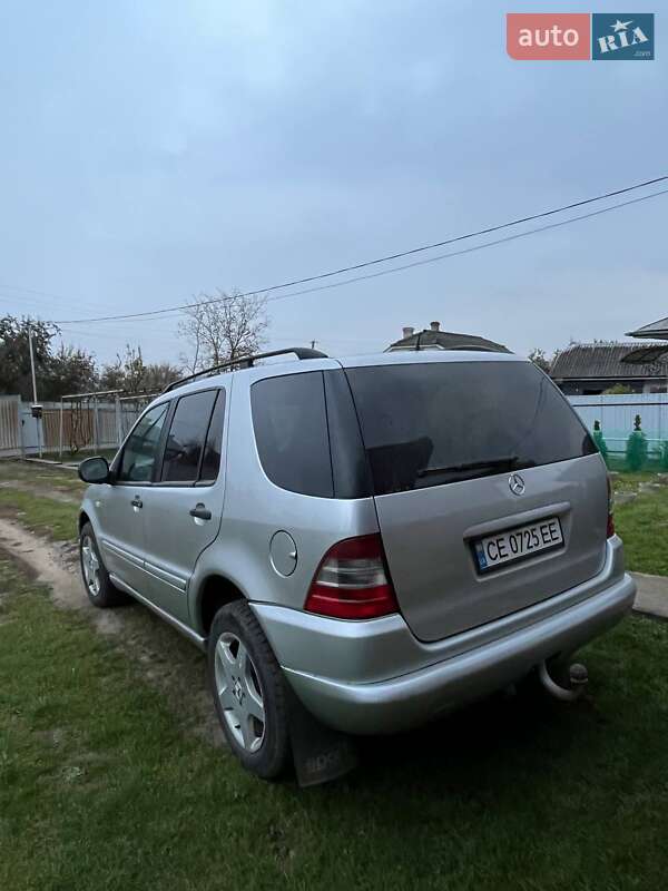 Позашляховик / Кросовер Mercedes-Benz M-Class 2000 в Гвіздці