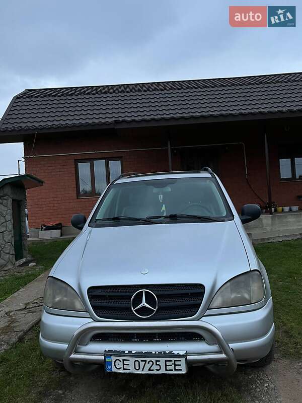 Позашляховик / Кросовер Mercedes-Benz M-Class 2000 в Гвіздці