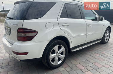Внедорожник / Кроссовер Mercedes-Benz M-Class 2008 в 