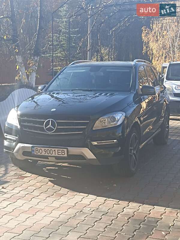 Внедорожник / Кроссовер Mercedes-Benz M-Class 2013 в Тернополе