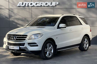 Внедорожник / Кроссовер Mercedes-Benz M-Class 2012 в Одессе