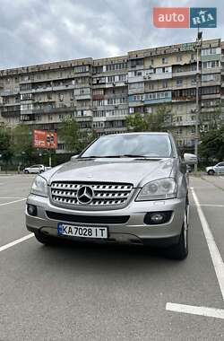 Внедорожник / Кроссовер Mercedes-Benz M-Class 2006 в Киеве