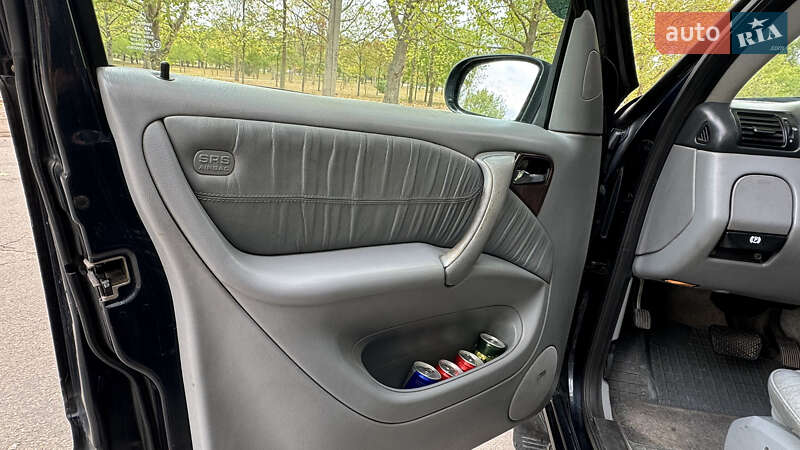 Внедорожник / Кроссовер Mercedes-Benz M-Class 2003 в Николаеве фото 8 Внедорожник / Кроссовер Mercedes-Benz M-Class 2003 в Николаеве