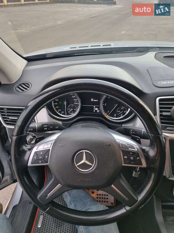 Позашляховик / Кросовер Mercedes-Benz M-Class 2011 в Рожнятові фото 11 Позашляховик / Кросовер Mercedes-Benz M-Class 2011 в Рожнятові