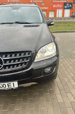 Внедорожник / Кроссовер Mercedes-Benz M-Class 2007 в 