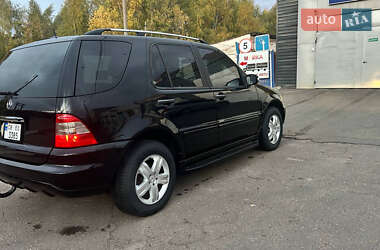 Внедорожник / Кроссовер Mercedes-Benz M-Class 2005 в 