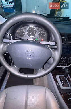 Внедорожник / Кроссовер Mercedes-Benz M-Class 2005 в 