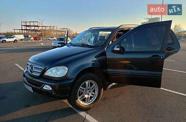 Позашляховик / Кросовер Mercedes-Benz M-Class 2002 в Києві