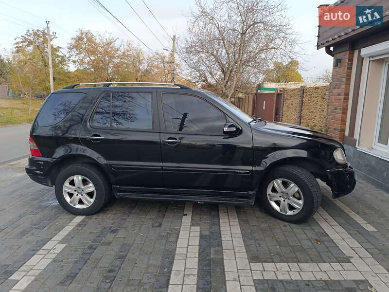 Внедорожник / Кроссовер Mercedes-Benz M-Class 2005 в Запорожье