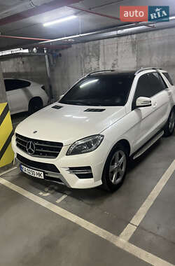 Внедорожник / Кроссовер Mercedes-Benz M-Class 2013 в Киеве