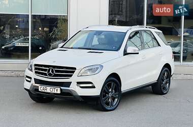 Внедорожник / Кроссовер Mercedes-Benz M-Class 2012 в Киеве