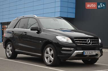 Внедорожник / Кроссовер Mercedes-Benz M-Class 2012 в Киеве