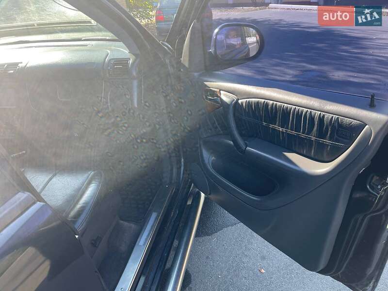 Внедорожник / Кроссовер Mercedes-Benz M-Class 2000 в Измаиле