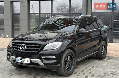 Позашляховик / Кросовер Mercedes-Benz M-Class 2013 в Луцьку