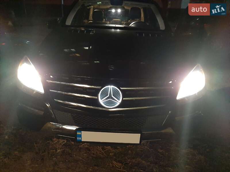 Внедорожник / Кроссовер Mercedes-Benz M-Class 2014 в Херсоне фото 5 Внедорожник / Кроссовер Mercedes-Benz M-Class 2014 в Херсоне