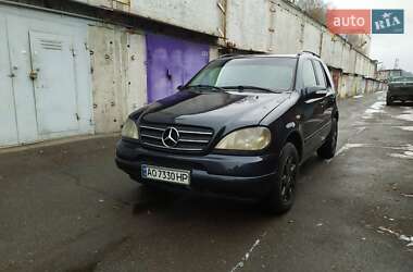 Внедорожник / Кроссовер Mercedes-Benz M-Class 2002 в Киеве