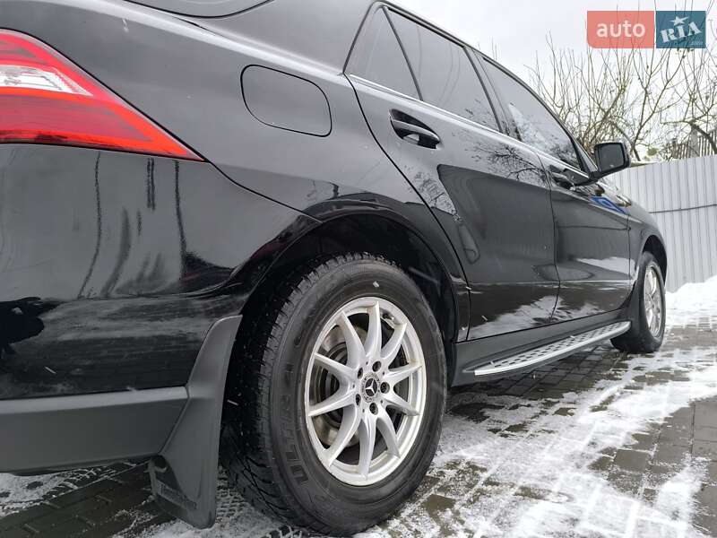 Внедорожник / Кроссовер Mercedes-Benz M-Class 2013 в Киеве