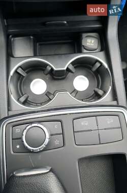 Позашляховик / Кросовер Mercedes-Benz M-Class 2013 в 