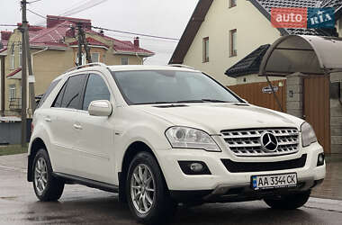 Позашляховик / Кросовер Mercedes-Benz M-Class 2010 в Києві