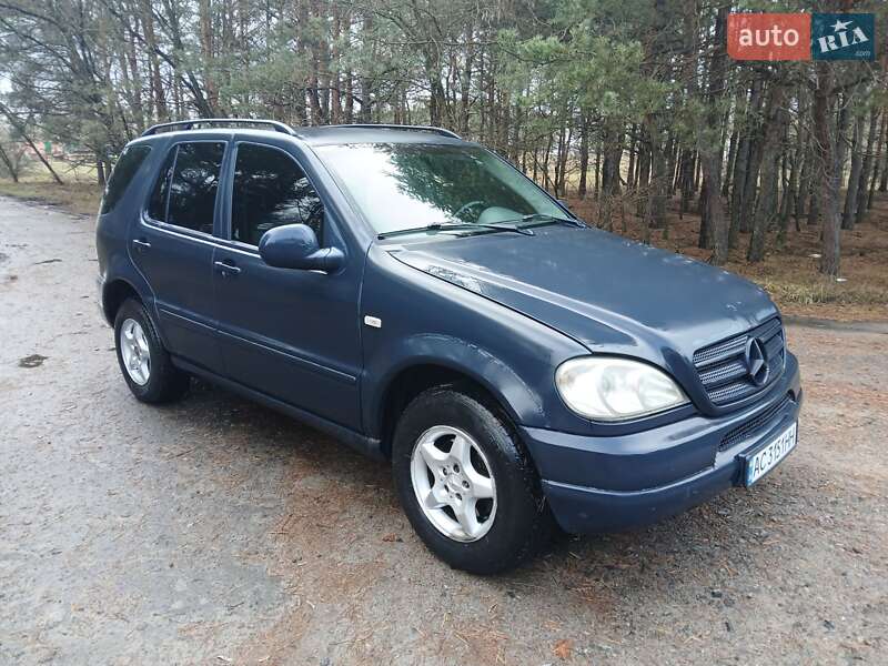 Внедорожник / Кроссовер Mercedes-Benz M-Class 2000 в Ковеле