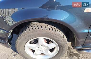 Внедорожник / Кроссовер Mercedes-Benz M-Class 2001 в 