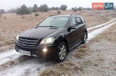 Позашляховик / Кросовер Mercedes-Benz M-Class 2005 в Новояворівську