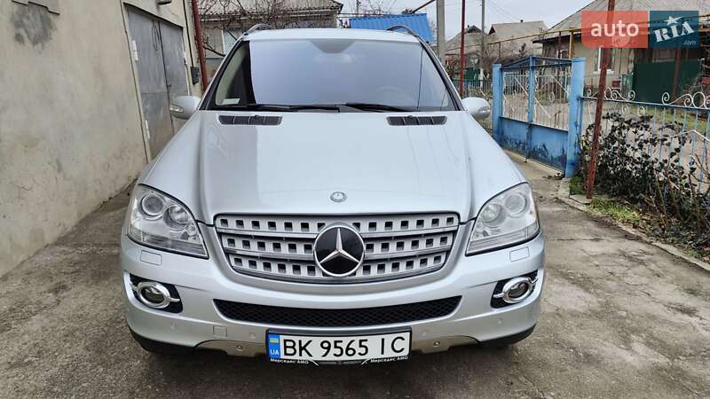 Позашляховик / Кросовер Mercedes-Benz M-Class 2008 в Балті