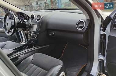 Внедорожник / Кроссовер Mercedes-Benz M-Class 2008 в 