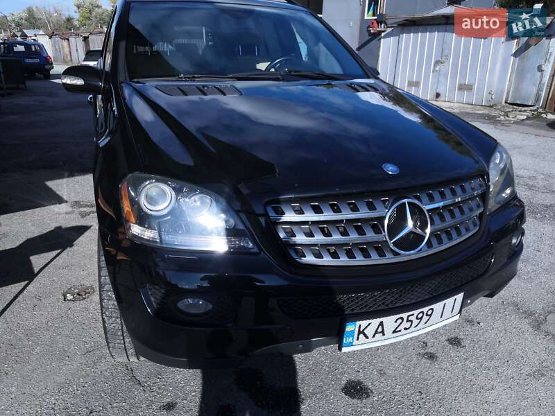 Внедорожник / Кроссовер Mercedes-Benz M-Class 2008 в Киеве