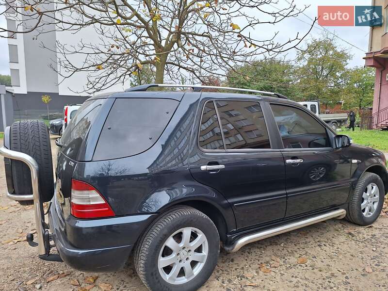 Внедорожник / Кроссовер Mercedes-Benz M-Class 2001 в Ивано-Франковске