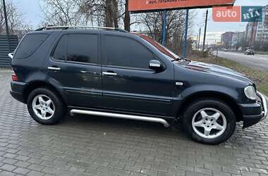 Внедорожник / Кроссовер Mercedes-Benz M-Class 2001 в Ивано-Франковске