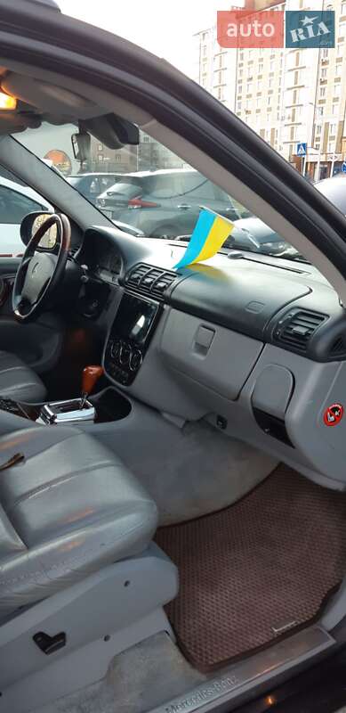 Внедорожник / Кроссовер Mercedes-Benz M-Class 2001 в Ивано-Франковске