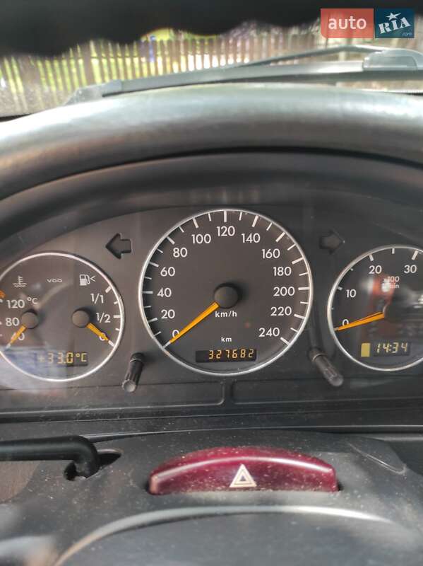 Внедорожник / Кроссовер Mercedes-Benz M-Class 2002 в Ужгороде