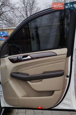 Внедорожник / Кроссовер Mercedes-Benz M-Class 2014 в 
