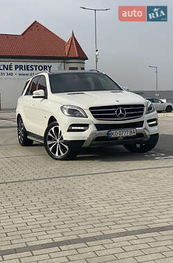 Позашляховик / Кросовер Mercedes-Benz M-Class 2012 в Мукачевому