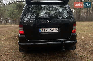 Позашляховик / Кросовер Mercedes-Benz M-Class 1999 в Києві