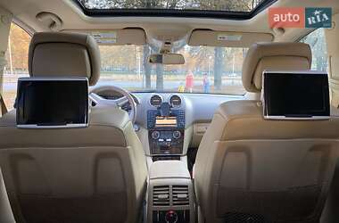 Внедорожник / Кроссовер Mercedes-Benz M-Class 2009 в 